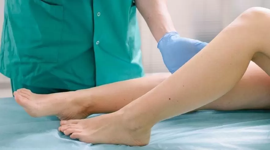 After an examination, the phlebologist will prescribe a modern method for the treatment of varicose veins of the legs